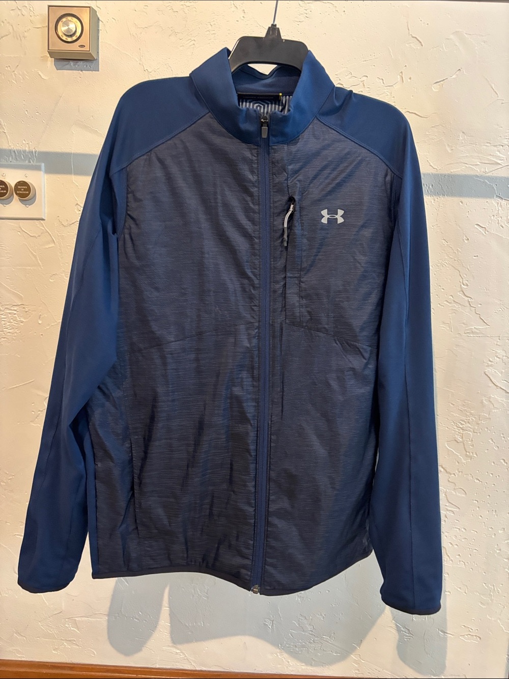 Under Armour Cold Gear Infrared Insulated Men’s Navy Full-Zip Jacket